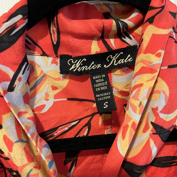 Winter Kate by Nicole Richi 100% silk blouse / kimono top - Picture 5 of 13